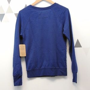 Threads 4 Thought Sweaters - Raison D'Etre Print Crewneck Sweatshirt BNWOT Threads 4 Thought Sweaters - Raison D'Etre Print Crewneck Sweatshirt BNWOT